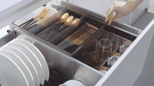 基多拉2.gif 基多拉2.gif